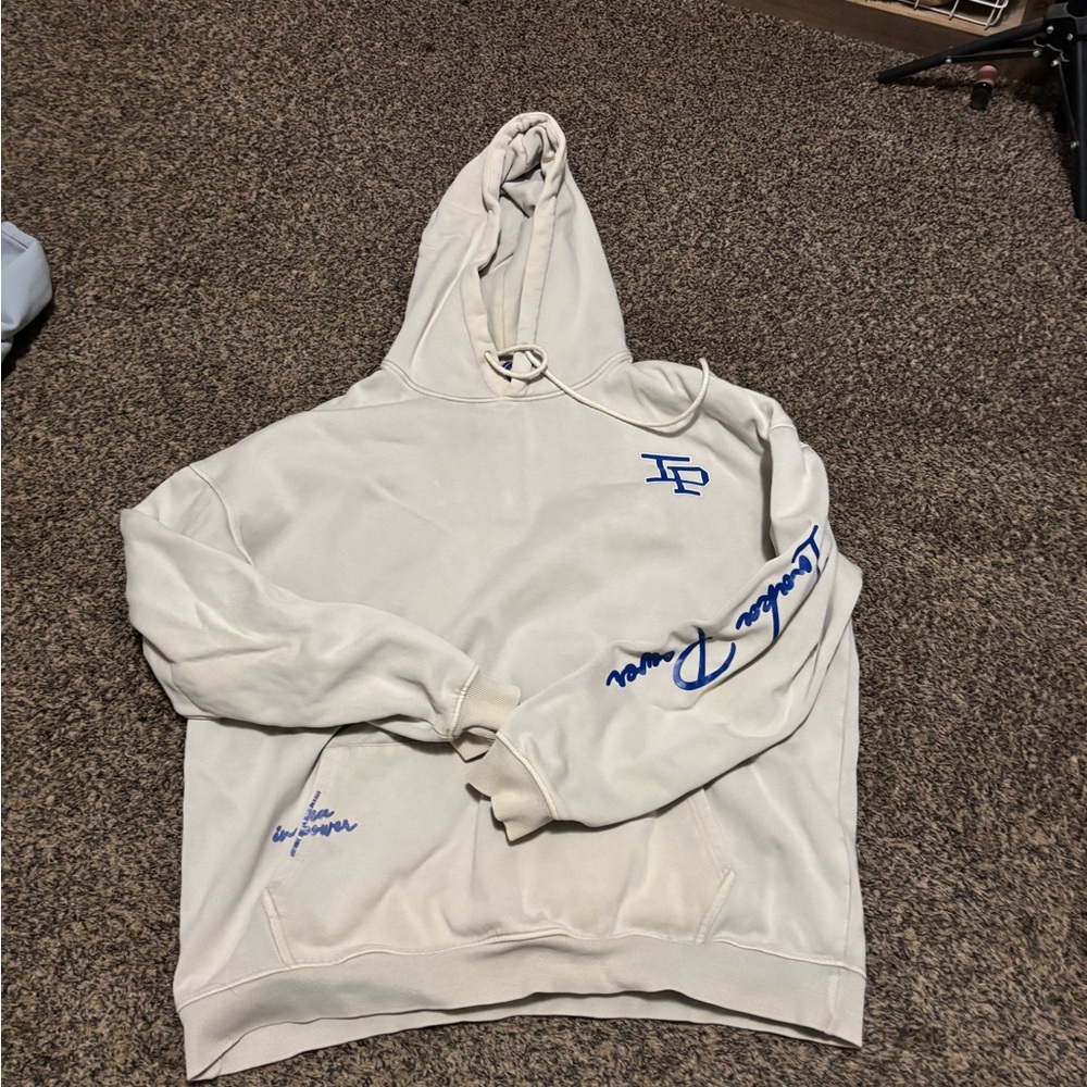 Cream inaka hoodie